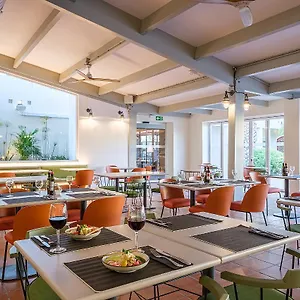 **** Hotel Oassium At Estival Park Spanje